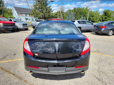 2013 Lincoln MKS
