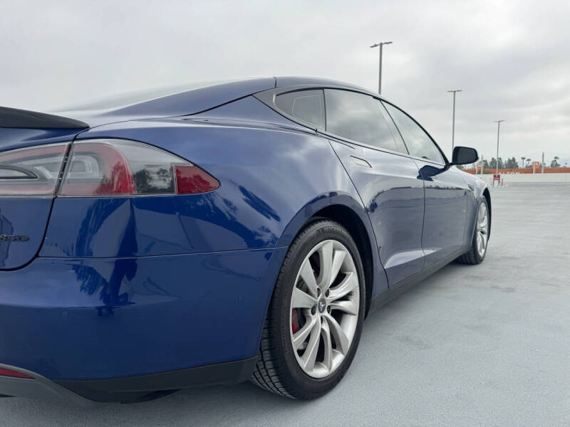 2015 Tesla Model S P85D