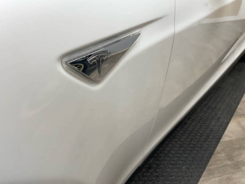 2015 Tesla Model S