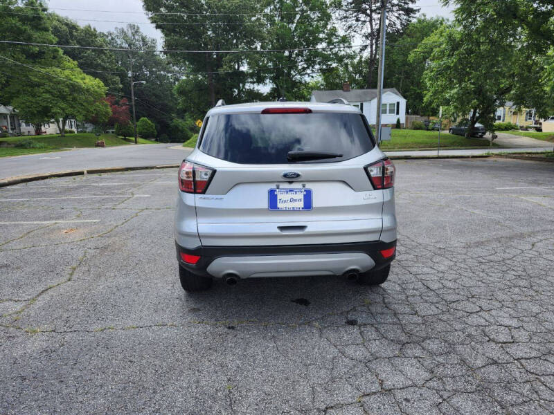 2018 Ford Escape SE