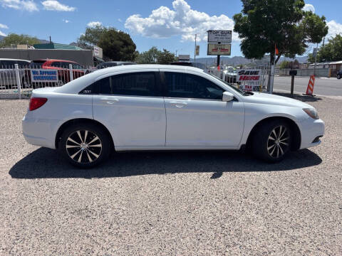 2013 Chrysler 200 Limited