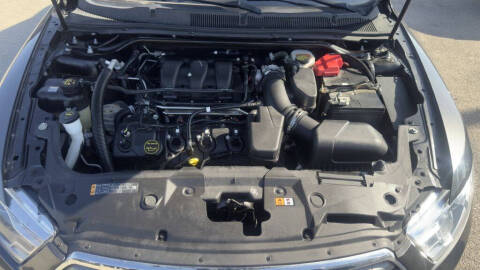 2017 Ford Taurus SEL