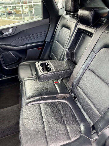 2021 Ford Escape SEL