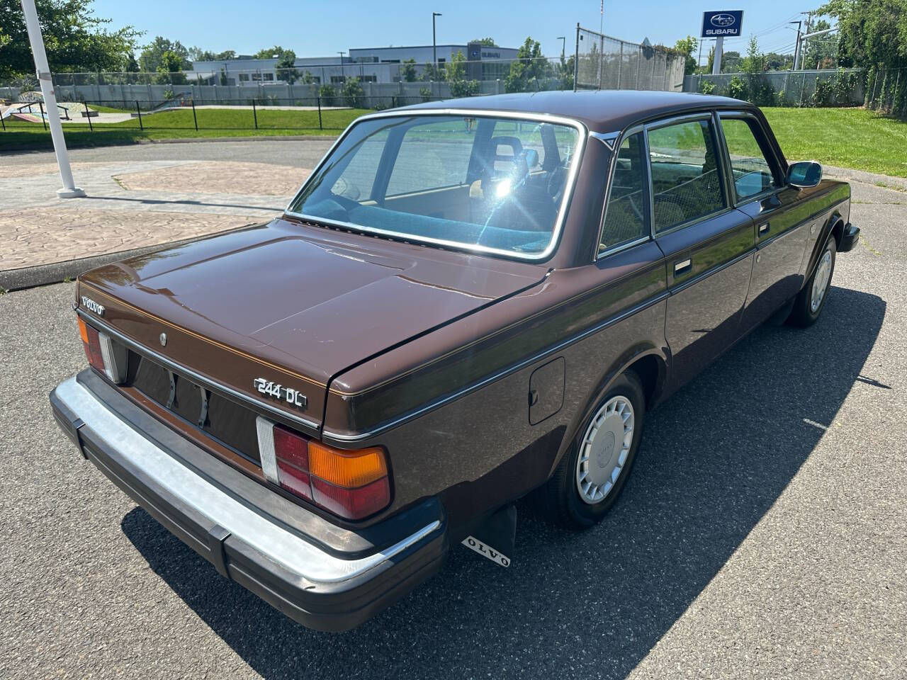 1979 Volvo 244DL 53