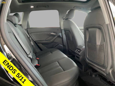 2025 Audi Q6 e-tron Premium
