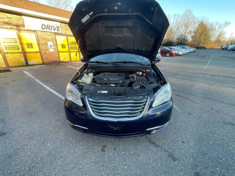 2014 Chrysler 200 LX