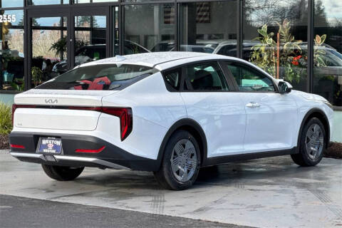 2025 Kia K4 LX