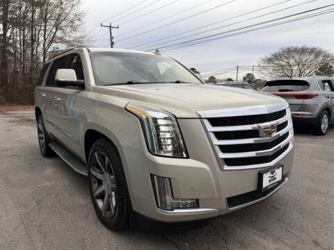 2016 Cadillac Escalade Luxury Collection