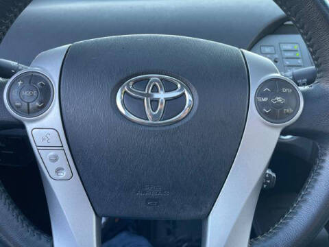 2014 Toyota Prius Four