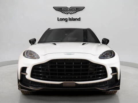 2025 Aston Martin DBX 707