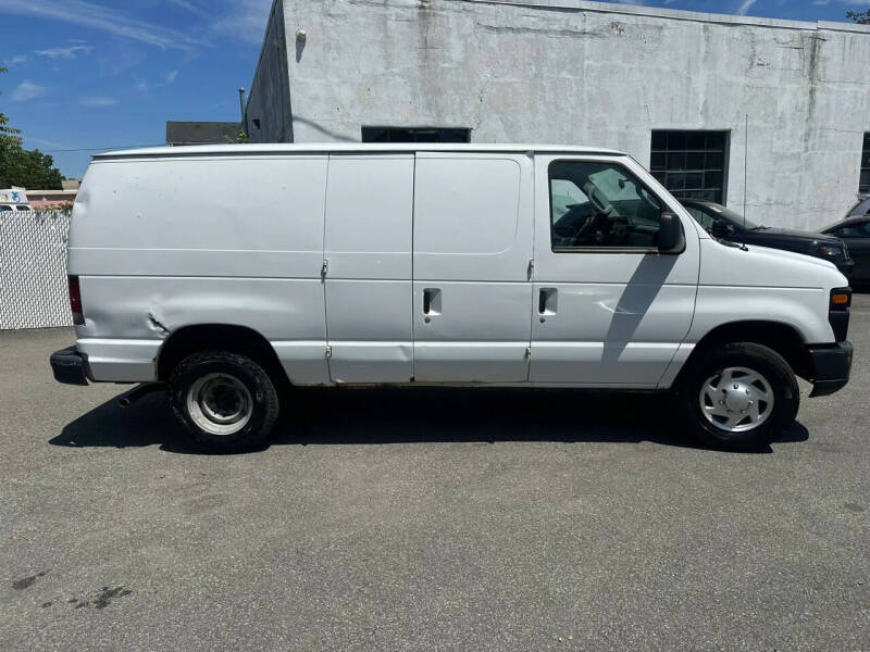 2012 Ford E-Series E-250