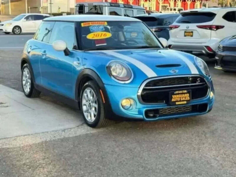 2016 MINI Hardtop 2 Door Cooper S