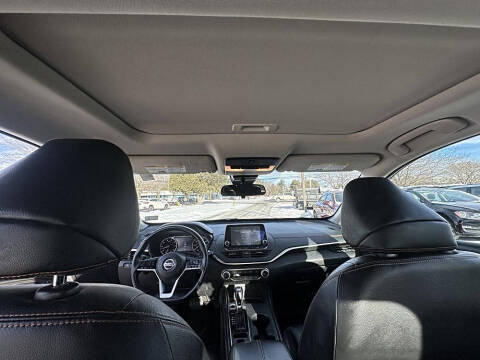 2020 Nissan Altima 2.5 SR