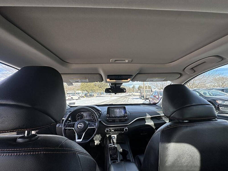 2020 Nissan Altima 2.5 SR