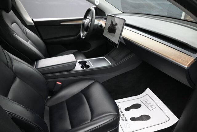 2023 Tesla Model Y Performance
