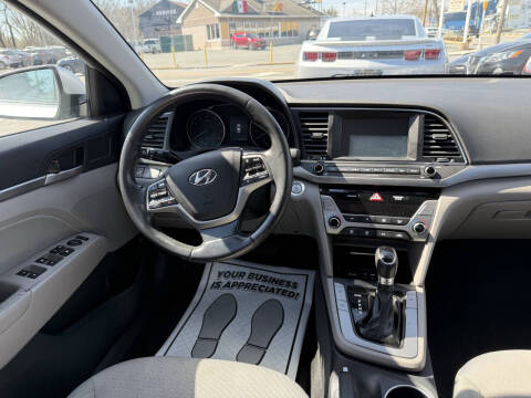 2017 Hyundai Elantra