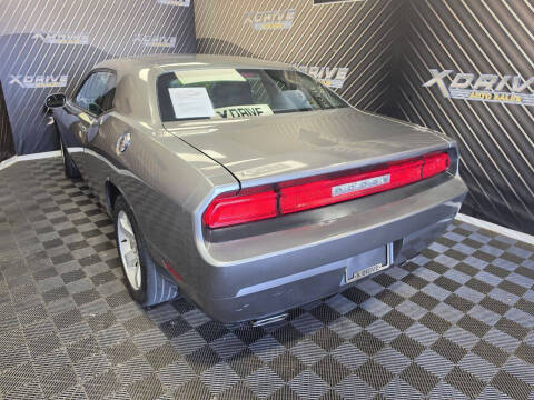 2012 Dodge Challenger SXT