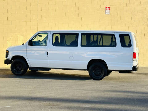 2014 Ford E-Series E-350 SD XL
