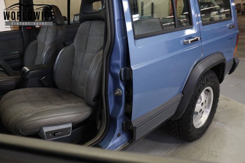 1989 Jeep Cherokee Laredo