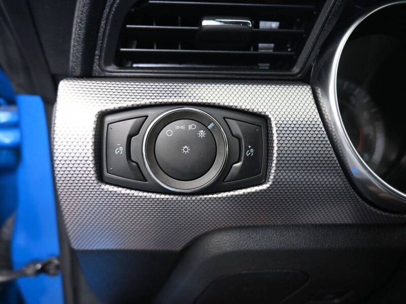 2020 Ford Mustang EcoBoost