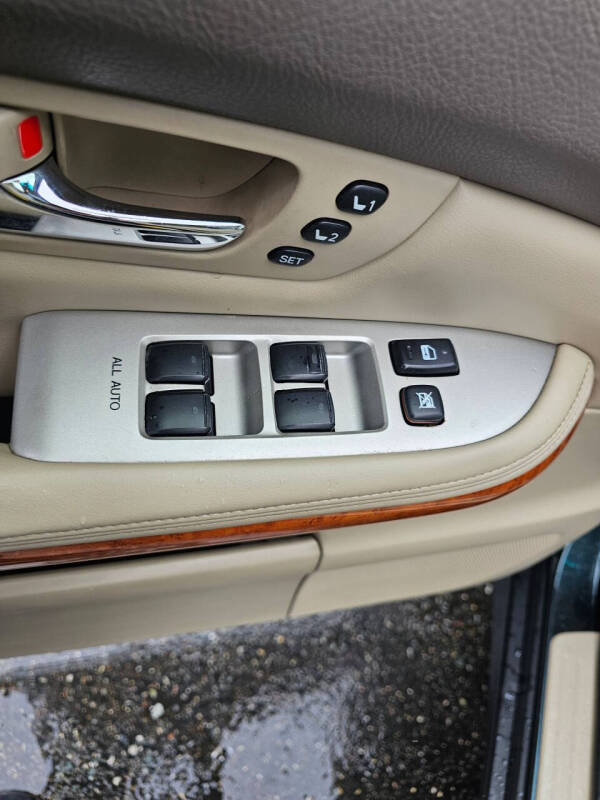 2004 Lexus RX 330