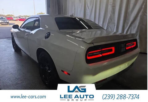 2015 Dodge Challenger SXT Plus