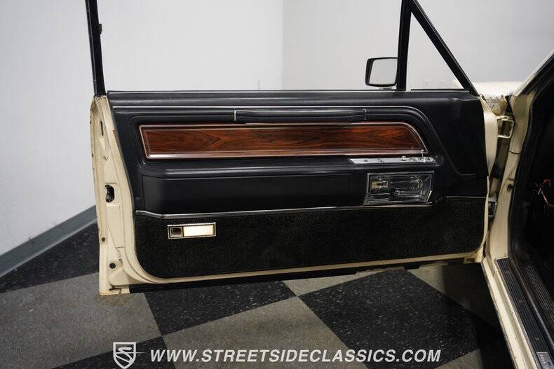 1982 Lincoln Mark VI