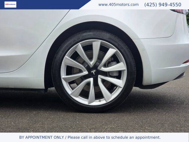 2020 Tesla Model 3 Standard Range Plus