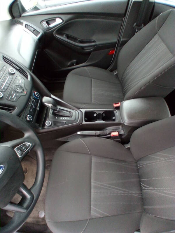 2017 Ford Focus SE