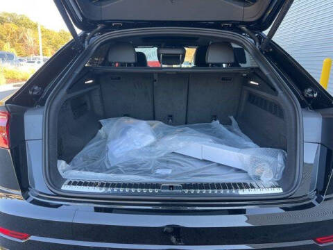 2026 Audi Q8 quattro Premium Plus 55 TFSI