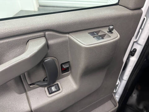 2020 Chevrolet Express 3500