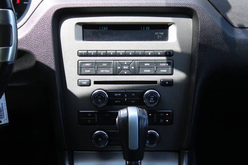 2014 Ford Mustang V6