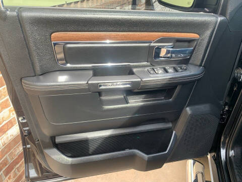 2016 RAM 1500 Laramie