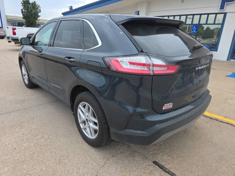 2022 Ford Edge SEL