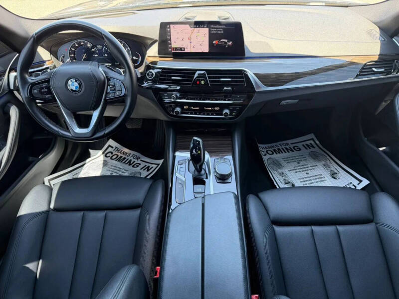 2019 BMW 5 Series 530i