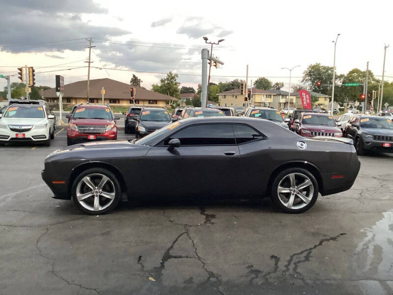 2021 Dodge Challenger SXT