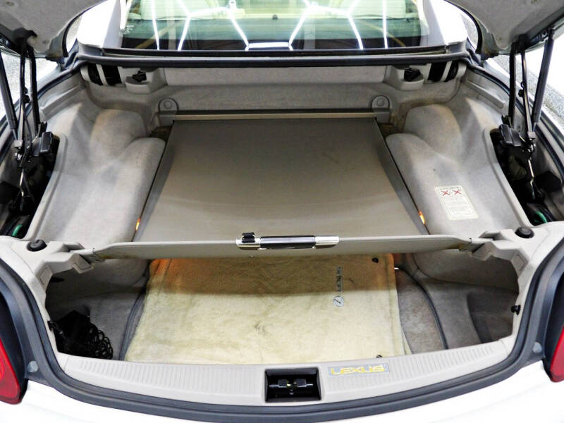 2004 Lexus SC 430
