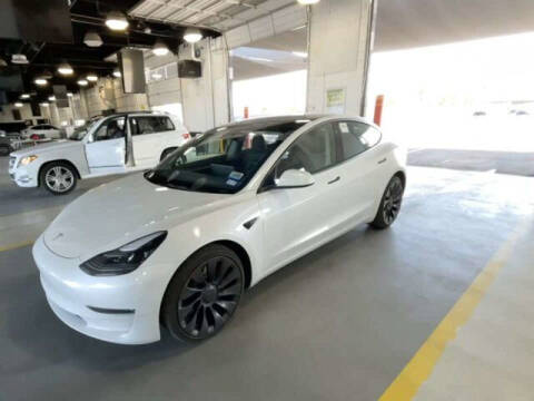 2023 Tesla Model 3 for sale at CTCG AUTOMOTIVE in Newark NJ