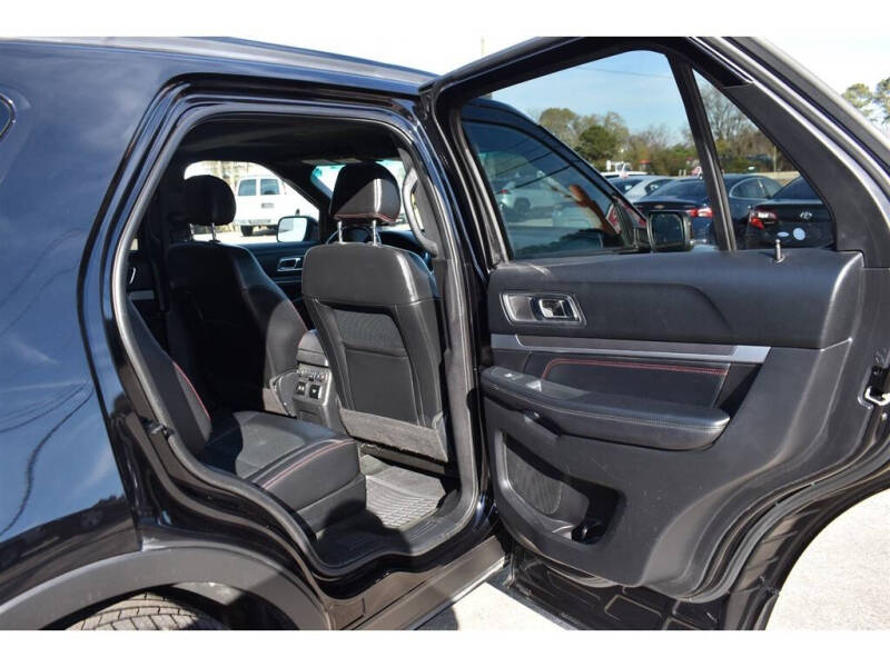 2017 Ford Explorer Sport