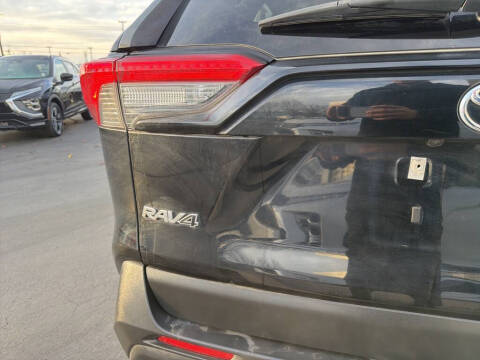 2020 Toyota RAV4 XLE Premium