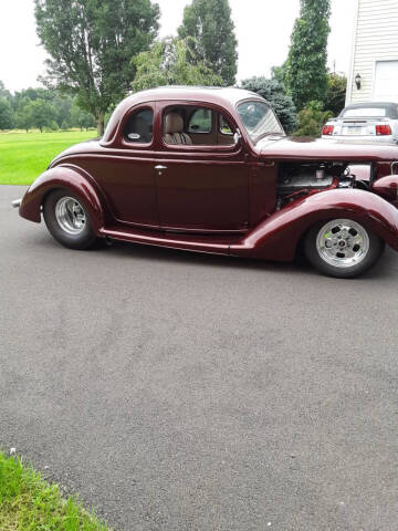 1936 Ford Custom Deluxe