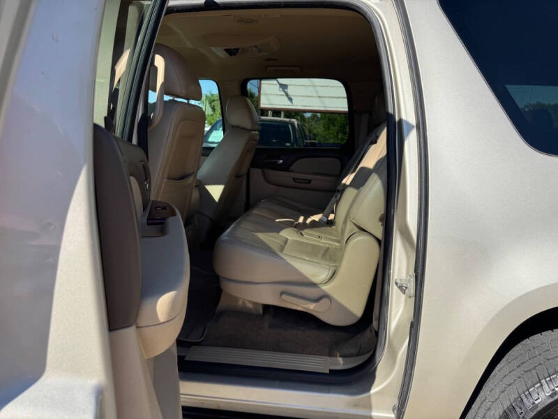 2013 Chevrolet Suburban LS