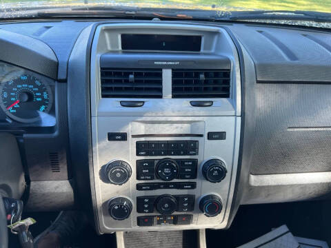 2011 Ford Escape XLT