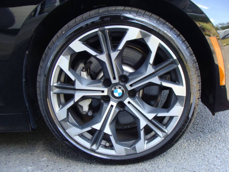 2025 BMW 3 Series 330i