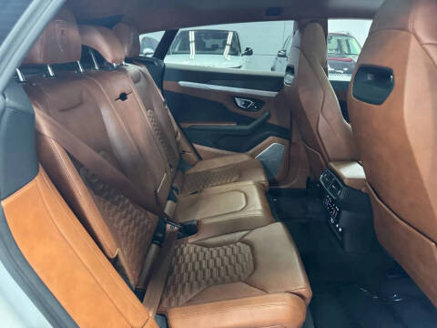 2021 Lamborghini Urus