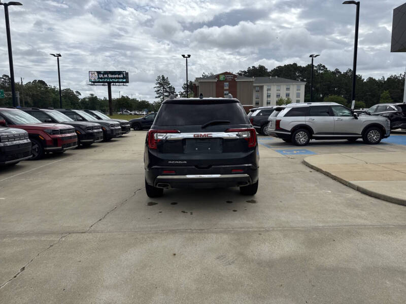 2021 GMC Acadia Denali