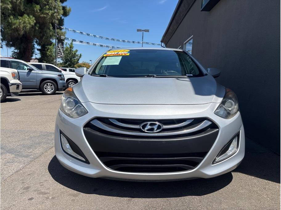 Silver 2014 Hyundai ELANTRA GT Base 4dr Hatchback 6A 2