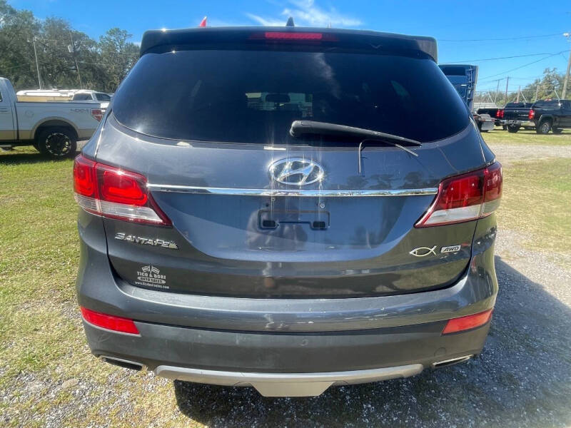 2017 Hyundai Santa Fe SE