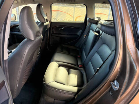 2015 Volvo XC70 T6 Platinum