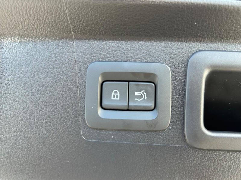 2025 Mazda CX-50 2.5 S Premium